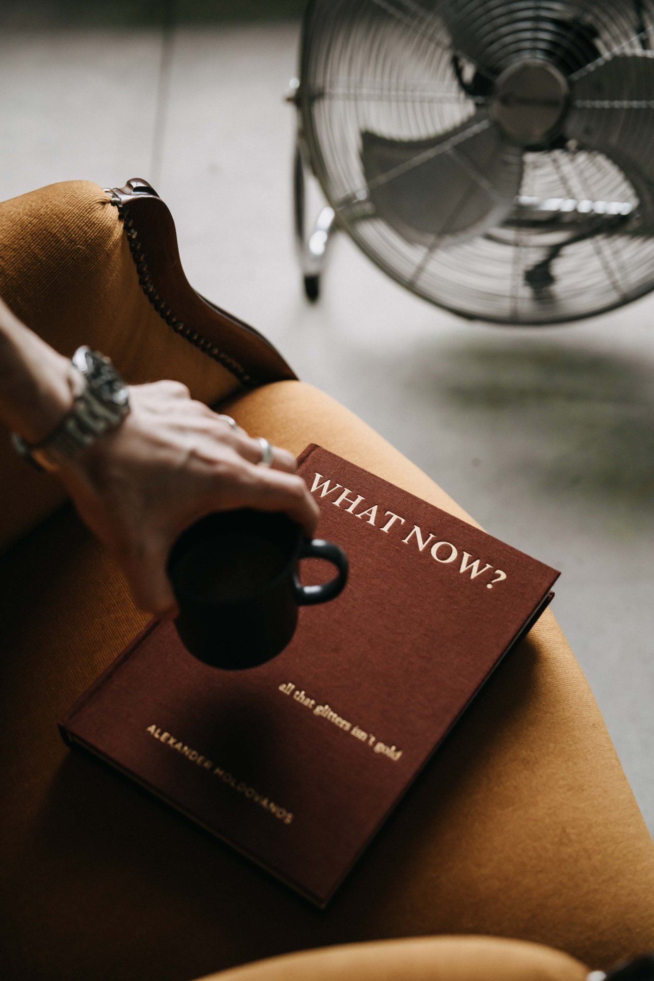 «What now?» — un libro e un caffè, il momento in cui ci si chiede come comunicare meglio